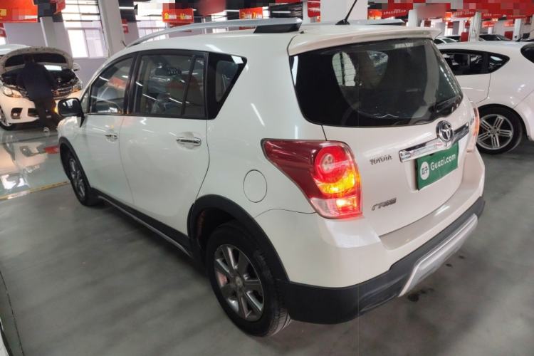 Used Toyota Verso 2015 180E CVT Crossover Edition Left Side