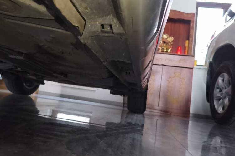 Used Toyota Verso 2015 180E CVT Crossover Edition Left Side Sill