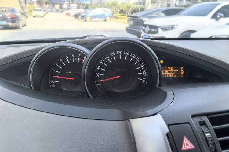 Used Toyota Verso 2015 180E CVT Crossover Edition Odometer Close Up