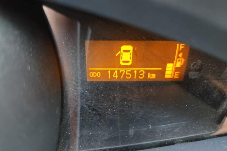 Used Toyota Verso 2015 180E CVT Crossover Edition Odometer Close Up