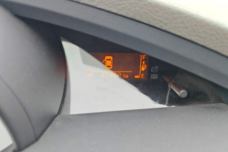 Used Toyota Verso 2015 180E CVT Crossover Edition Odometer Close Up