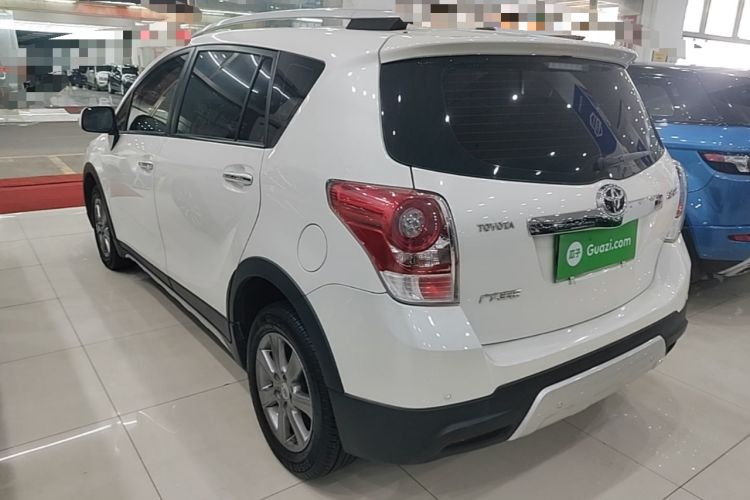Used Toyota Verso 2015 180E CVT Crossover Edition Rear Left 45 Deg