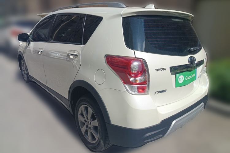 Used Toyota Verso 2015 180E CVT Crossover Edition Rear Left 45 Deg