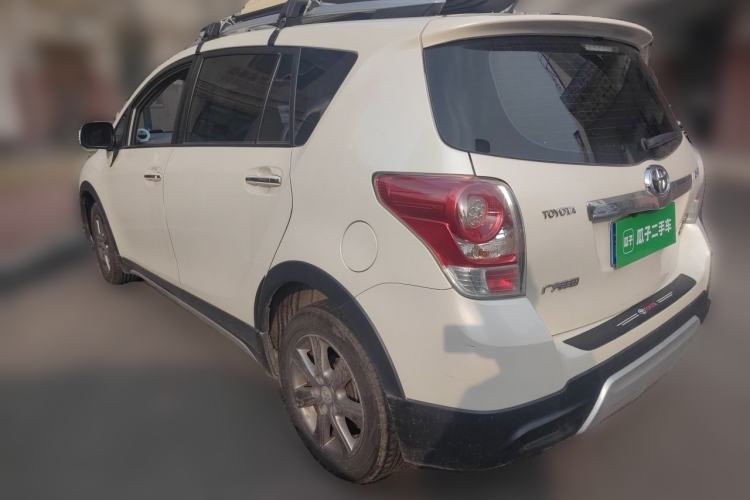 Used Toyota Verso 2015 180E CVT Crossover Edition Rear Left 45 Deg
