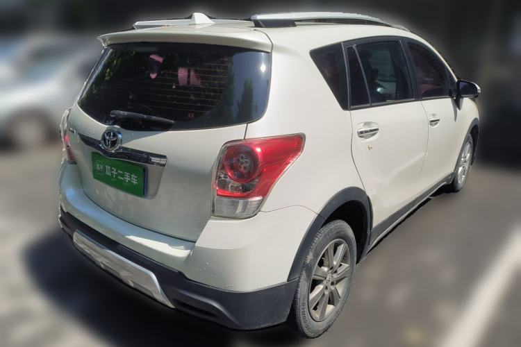 Used Toyota Verso 2015 180E CVT Crossover Edition Rear Right 45 Deg