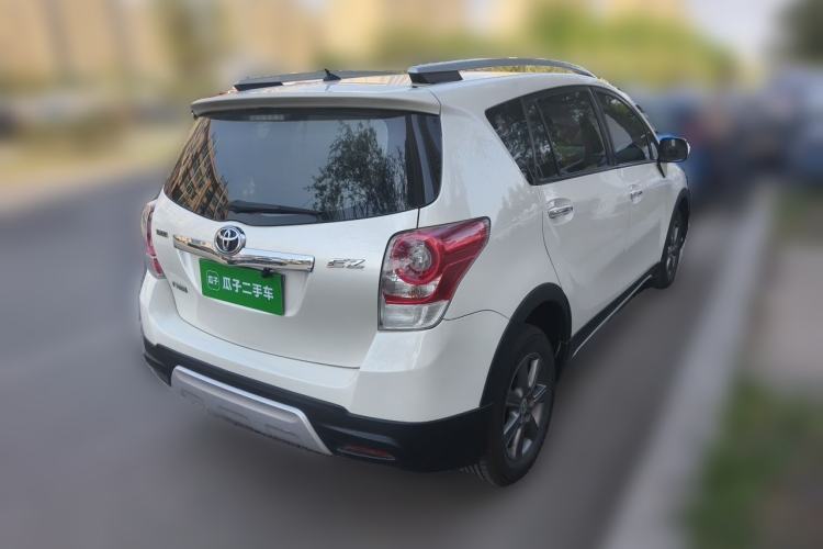 Used Toyota Verso 2015 180E CVT Crossover Edition Rear Right 45 Deg