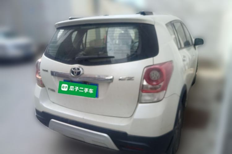 Used Toyota Verso 2015 180E CVT Crossover Edition Rear Right 45 Deg