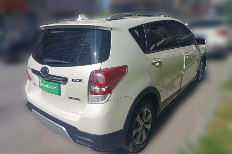 Used Toyota Verso 2015 180E CVT Crossover Edition Rear Right 45 Deg