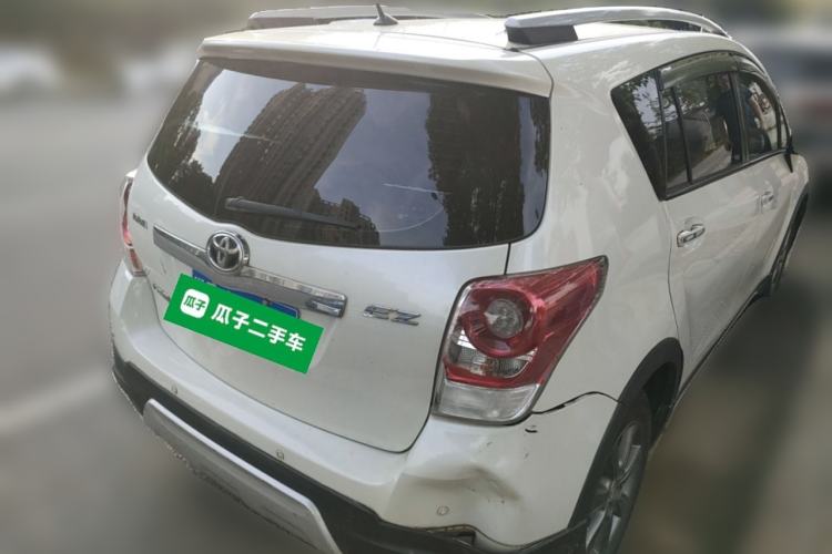 Used Toyota Verso 2015 180E CVT Crossover Edition Rear Right 45 Deg