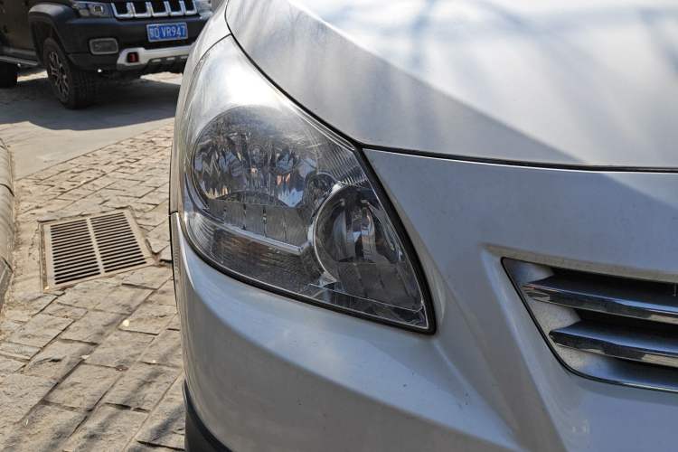 Used Toyota Verso 2015 180E CVT Crossover Edition Right Front Headlight