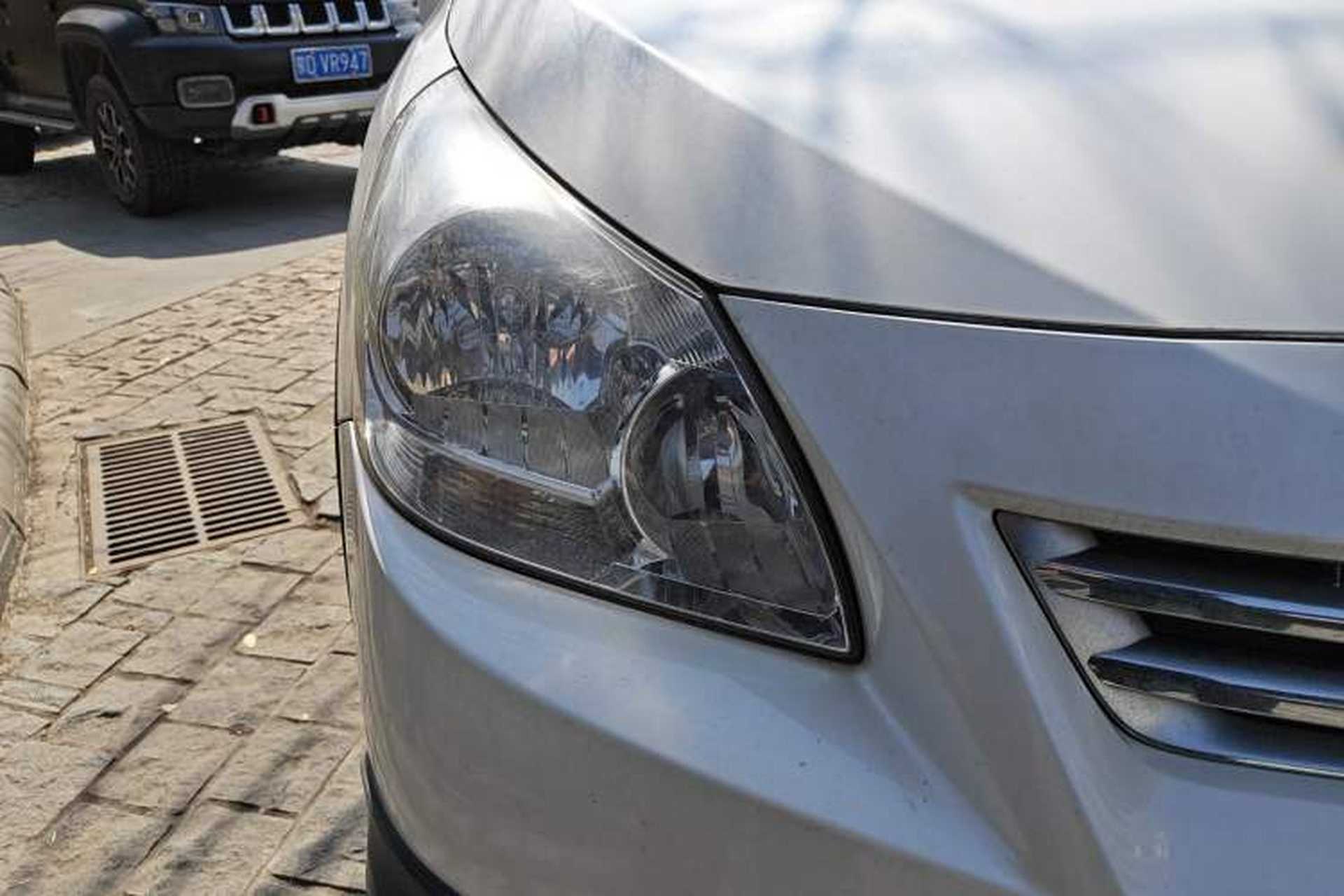 Used Toyota Verso 2015 180E CVT Crossover Edition Right Front Headlight