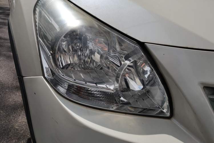 Used Toyota Verso 2015 180E CVT Crossover Edition Right Front Headlight
