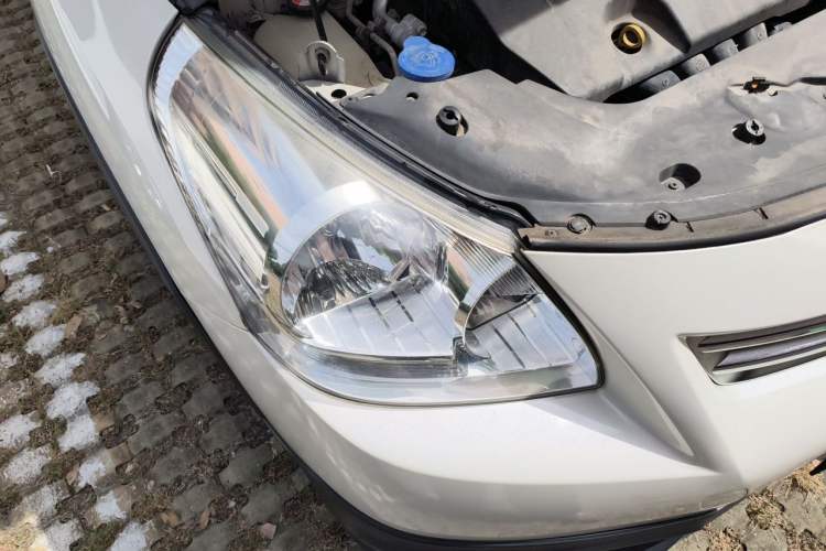Used Toyota Verso 2015 180E CVT Crossover Edition Right Front Headlight