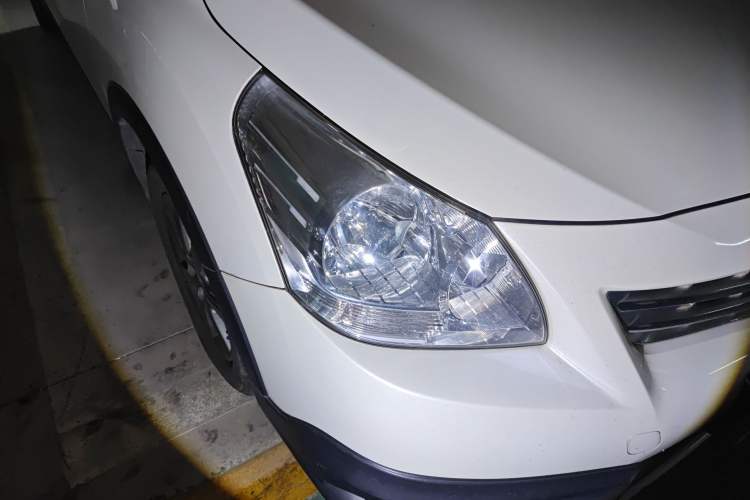 Used Toyota Verso 2015 180E CVT Crossover Edition Right Front Headlight