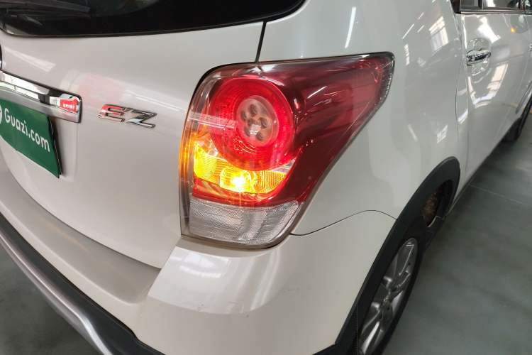 Used Toyota Verso 2015 180E CVT Crossover Edition Right Rear Taillight
