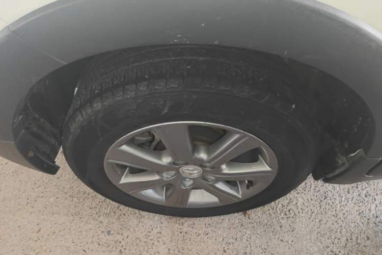Used Toyota Verso 2015 180E CVT Crossover Edition Right Rear Wheel Hub