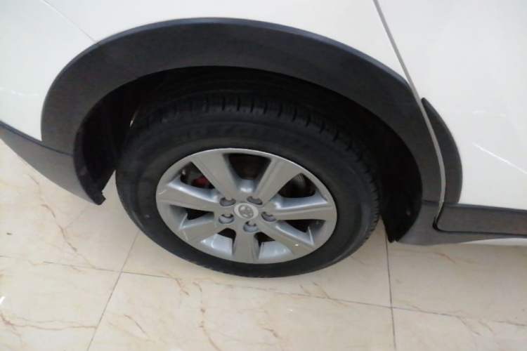 Used Toyota Verso 2015 180E CVT Crossover Edition Right Rear Wheel Hub