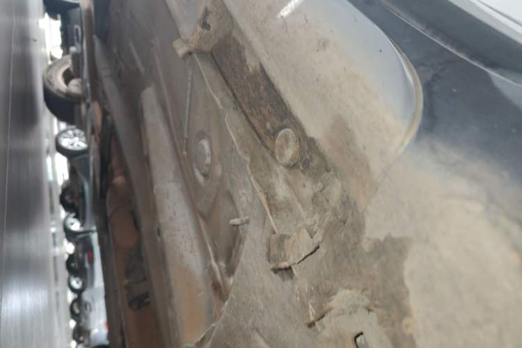 Used Toyota Verso 2015 180E CVT Crossover Edition Right Side Sill