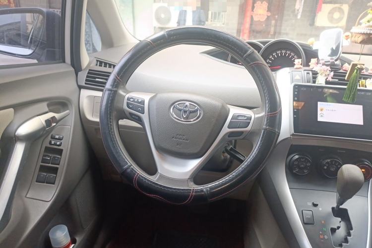Used Toyota Verso 2015 180E CVT Crossover Edition Steering Wheel