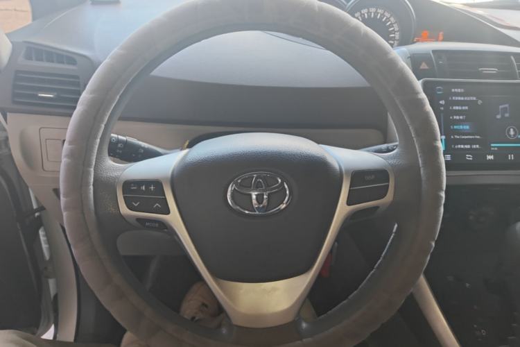 Used Toyota Verso 2015 180E CVT Crossover Edition Steering Wheel