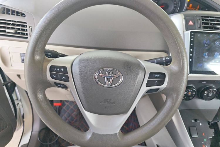 Used Toyota Verso 2015 180E CVT Crossover Edition Steering Wheel