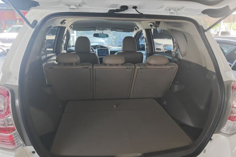 Used Toyota Verso 2015 180E CVT Crossover Edition Trunk