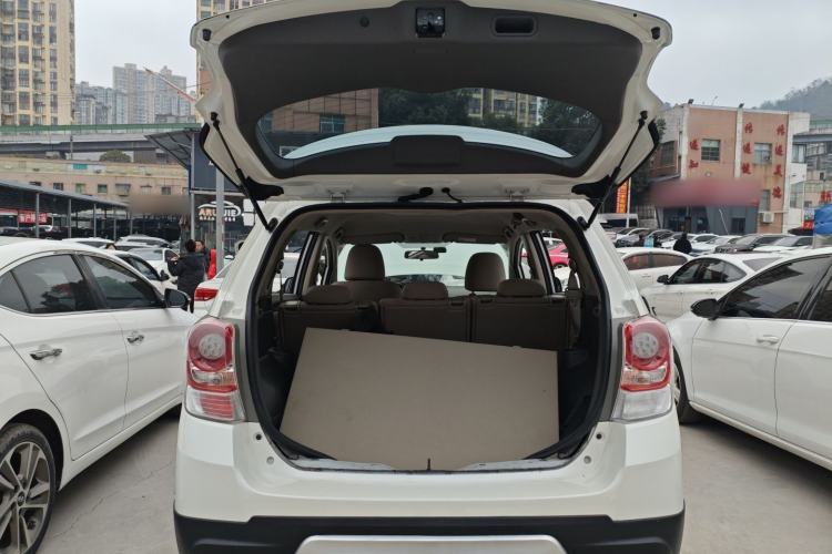 Used Toyota Verso 2015 180E CVT Crossover Edition Trunk