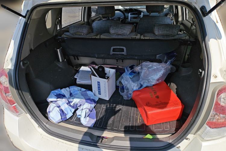 Used Toyota Verso 2015 180E CVT Crossover Edition Trunk