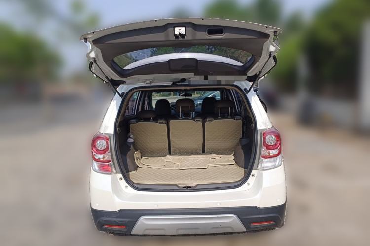 Used Toyota Verso 2015 180E CVT Crossover Edition Trunk