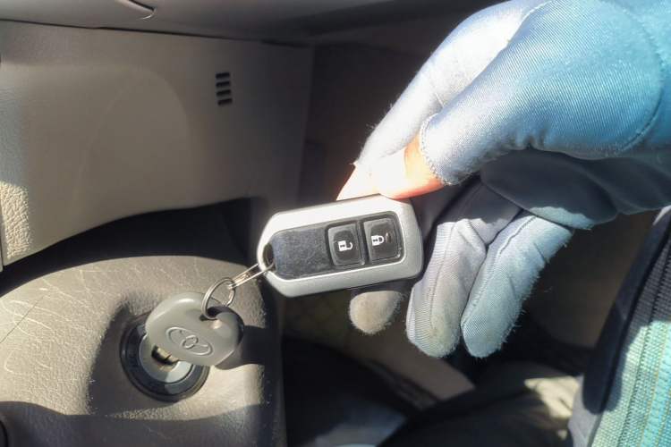 Used Toyota Verso 2015 180E CVT Crossover Edition Vehicle Key