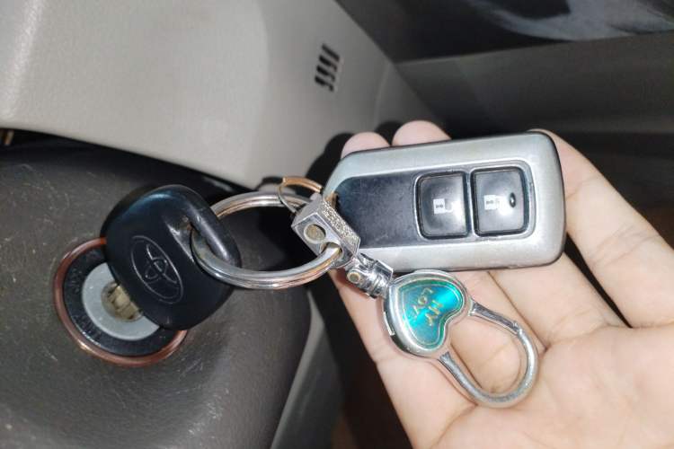 Used Toyota Verso 2015 180E CVT Crossover Edition Vehicle Key