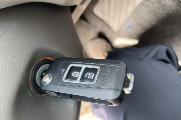 Used Toyota Verso 2015 180E CVT Crossover Edition Vehicle Key