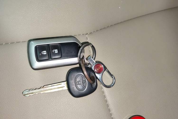 Used Toyota Verso 2015 180E CVT Crossover Edition Vehicle Key