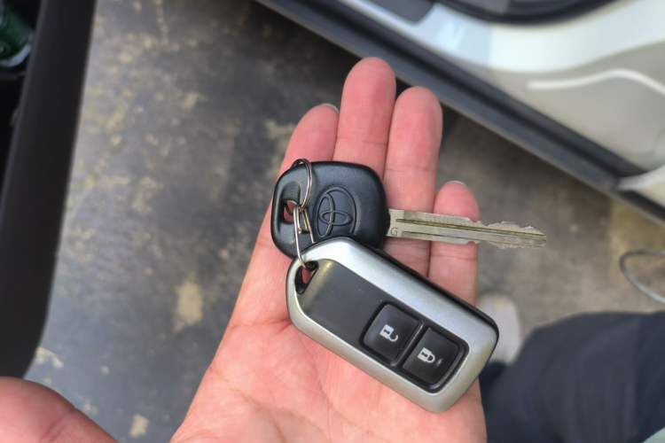 Used Toyota Verso 2015 180E CVT Crossover Edition Vehicle Key