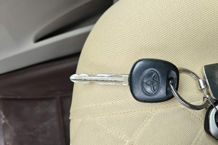 Used Toyota Verso 2015 180E CVT Crossover Edition Vehicle Key
