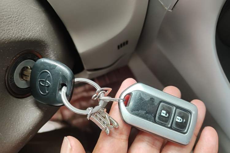 Used Toyota Verso 2015 180E CVT Crossover Edition Vehicle Key