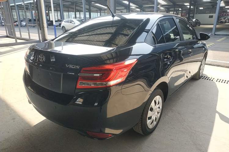 Used Toyota Vios 2017 1.5L CVT Innovation Edition Exterior 5