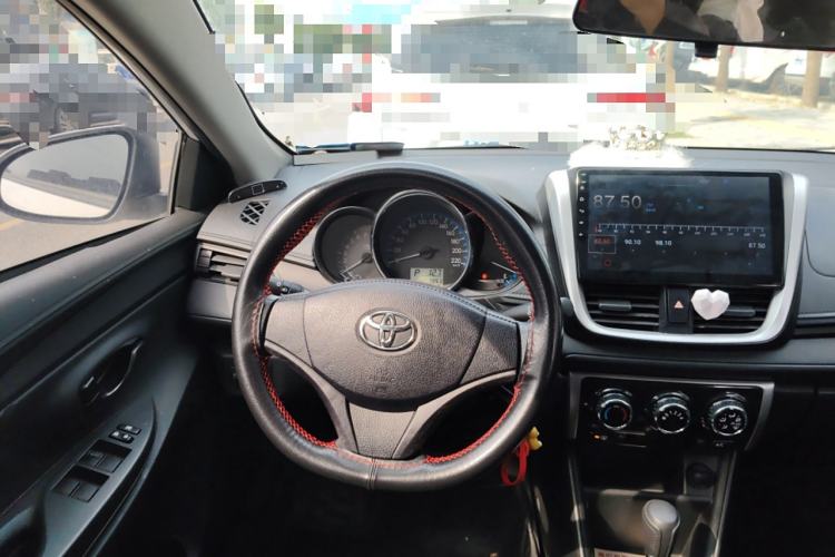 Used Toyota Vios 2019 1.5L CVT Innovation Edition Center Console