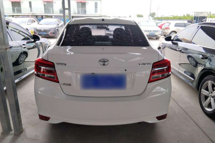 Used Toyota Vios 2017 1.5L CVT Innovation Edition Exterior 4