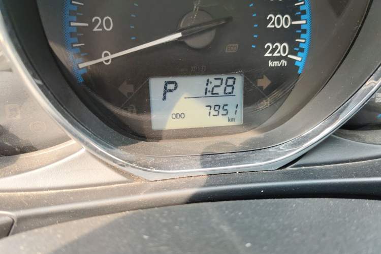 Used Toyota Vios 2019 1.5L CVT Innovation Edition Odometer Close Up