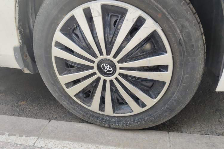 Used Toyota Vios 2019 1.5L CVT Innovation Edition Right Front Wheel Hub