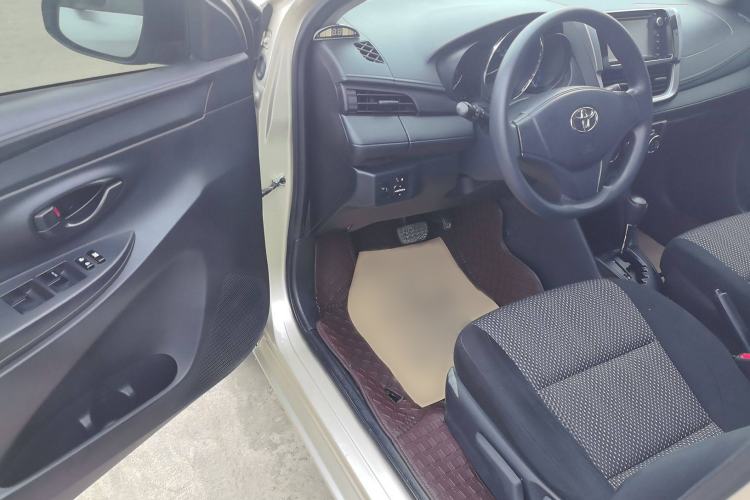 Used Toyota Vios 2017 1.5L CVT Innovation Edition Interior 2