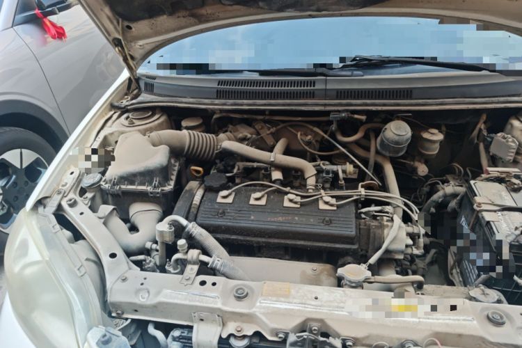 Used Toyota Vios 2004 1.5L GL-i AT Engine Bay Right