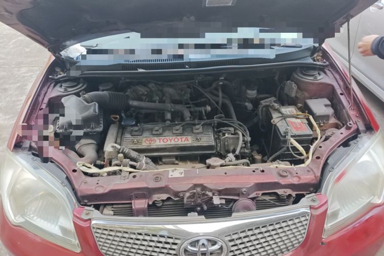 Used Toyota Vios 2006 1.3L GL Special Edition MT VVT-i Engine Bay