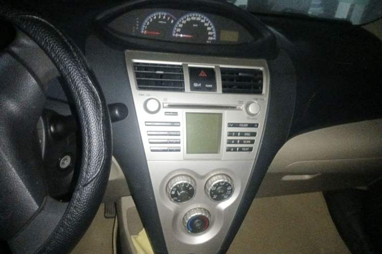 Used Toyota Vios 2008 1.3L GL-i AT Audio And AC Panel