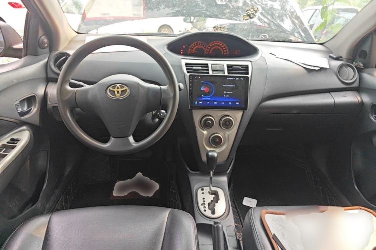 Used Toyota Vios 2008 1.6L GL-S Sport Edition AT Center Console