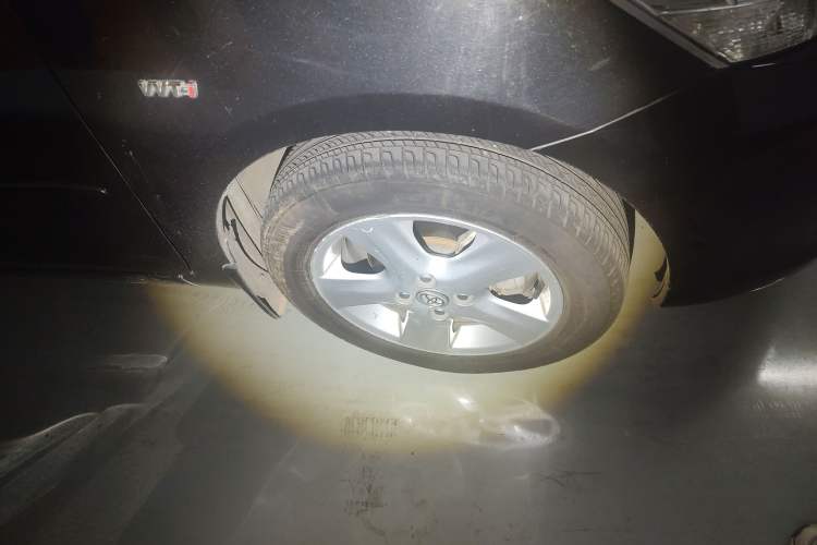 Used Toyota Vios 2008 1.6L GL-i Special Edition AT Right Front Wheel Hub