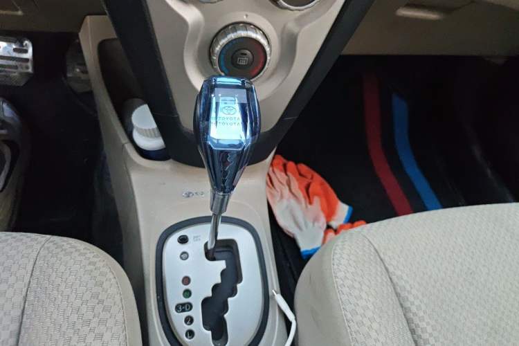 Used Toyota Vios 2008 1.3L GL-i AT Gear Lever