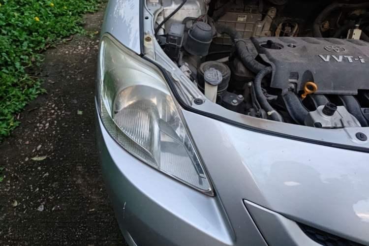 Used Toyota Vios 2008 1.3L GL-i AT Right Front Headlight