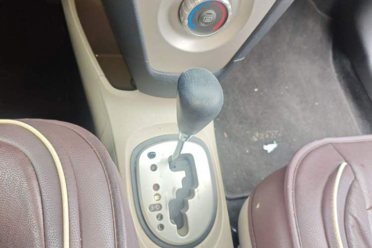 Used Toyota Vios 2008 1.6L GL-i Special Edition AT Gear Lever